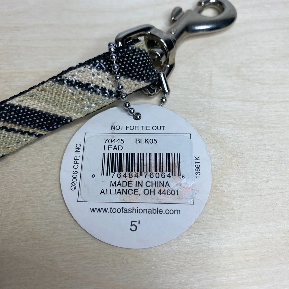 Leash for Small Dog or Cat Pet Fashionable Black Cream Strap 5 Foot Lead NEW